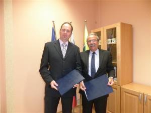 Podpis pogodbe Koncesija za opravljanje pokopališke in pogrebne dejavnosti 1